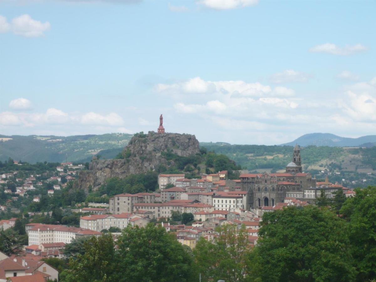 Le Petit St Jacques Lägenhet Le Puy-en-Velay Exteriör bild