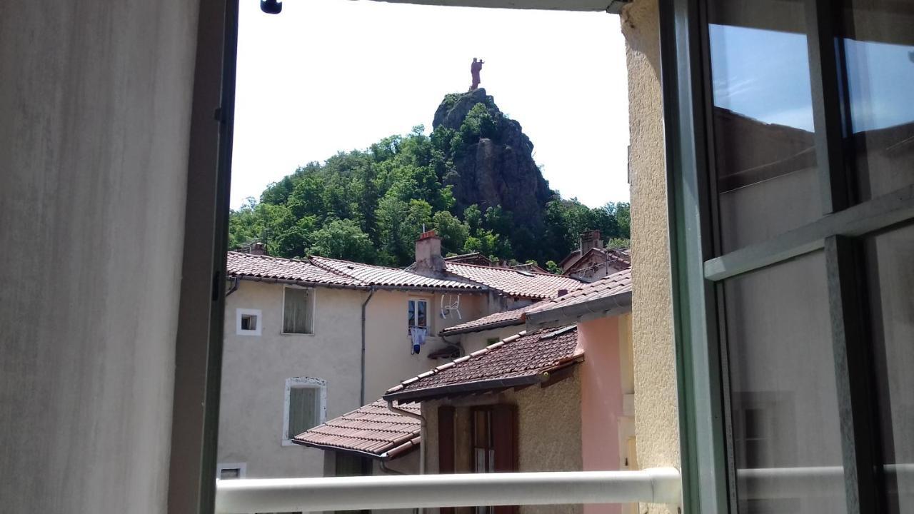 Le Petit St Jacques Lägenhet Le Puy-en-Velay Exteriör bild