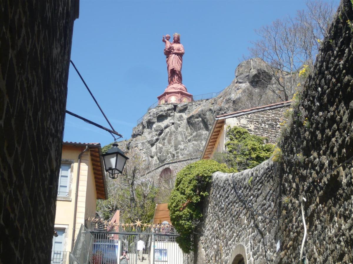 Le Petit St Jacques Lägenhet Le Puy-en-Velay Exteriör bild
